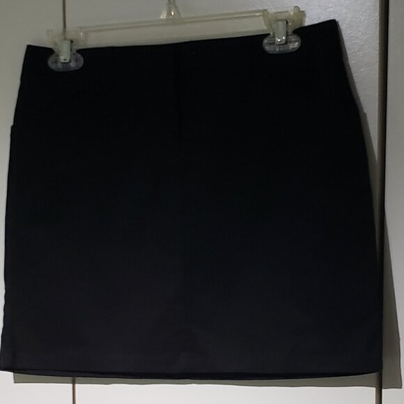 Express Design Studio Size 2 Black Skirt - Picture 1 of 6